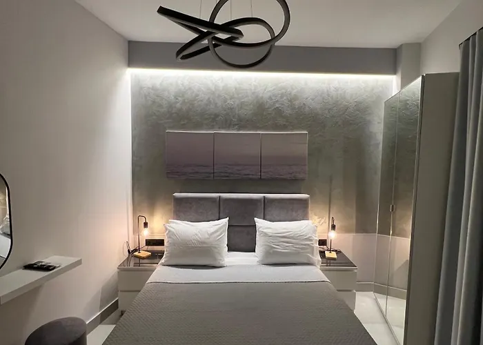 Selena Boutique Neos Marmaras